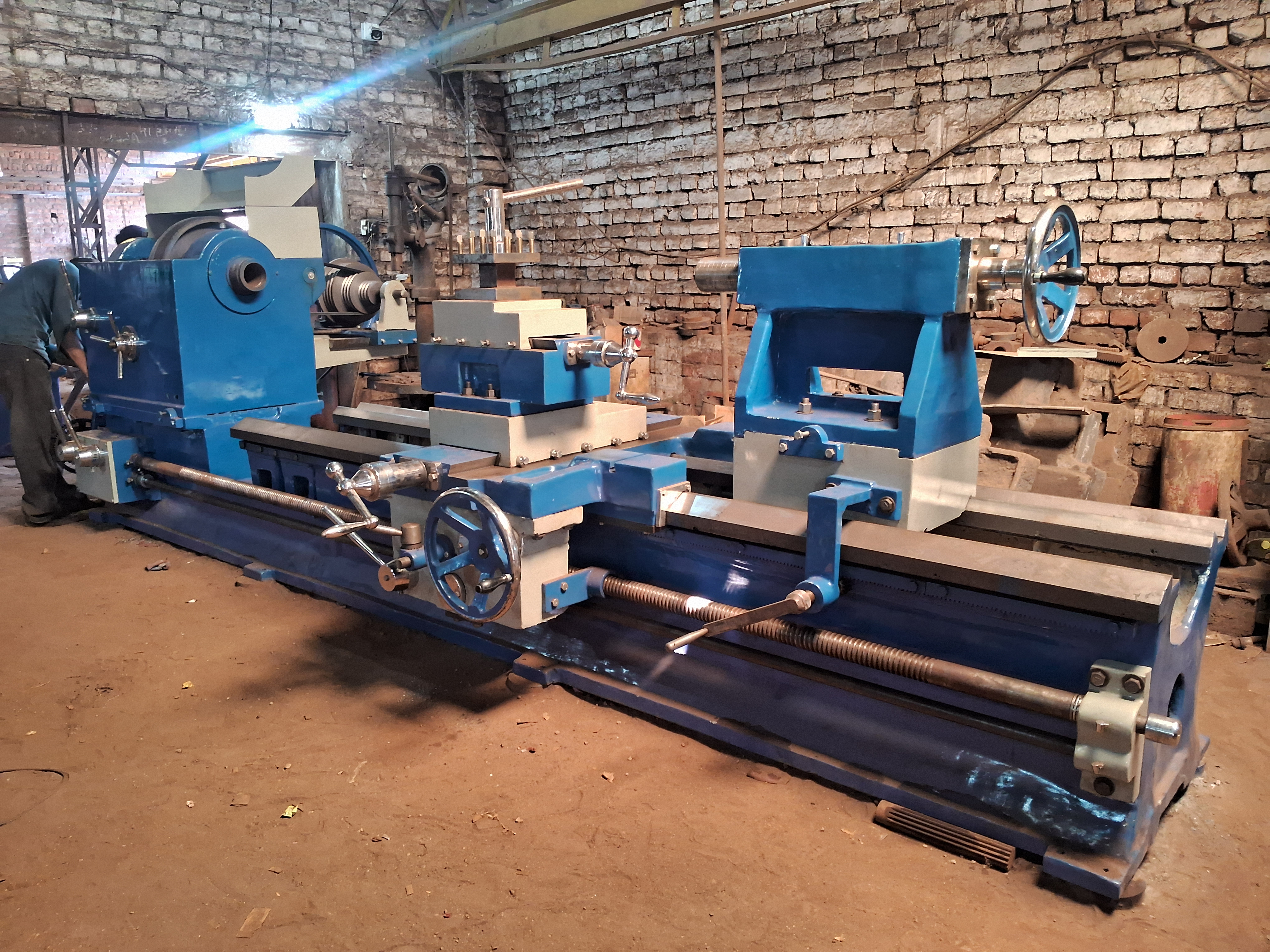Heavy Duty Lathe Machine